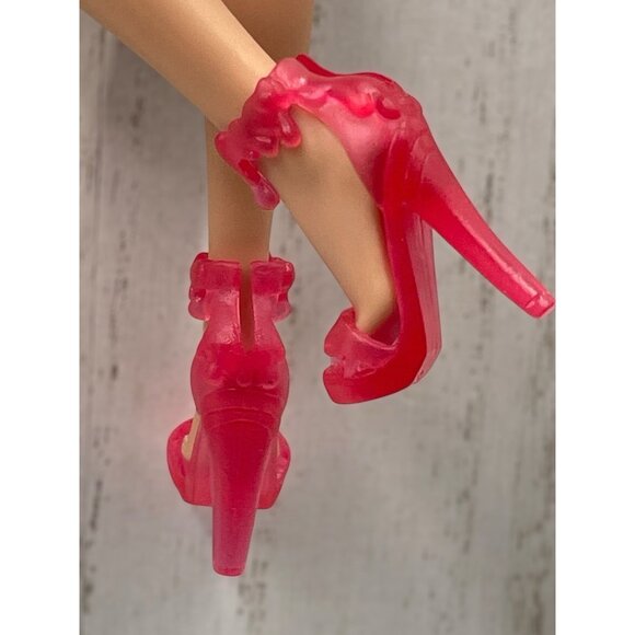 Monster High Ghoulia Yelps Replacement Shoes Red Blood Drip High Heels - Picture 5 of 9